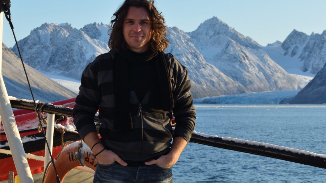 daniel blinkhorn_bio photo