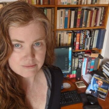 Jennie Punter editor at home office (2) (377x640)